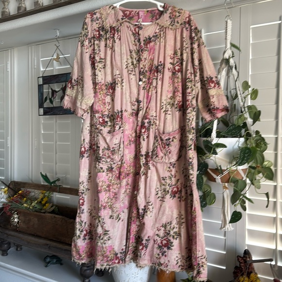 Magnolia Pearl Lila Bell Dress in Brynn - Picture 6 of 17